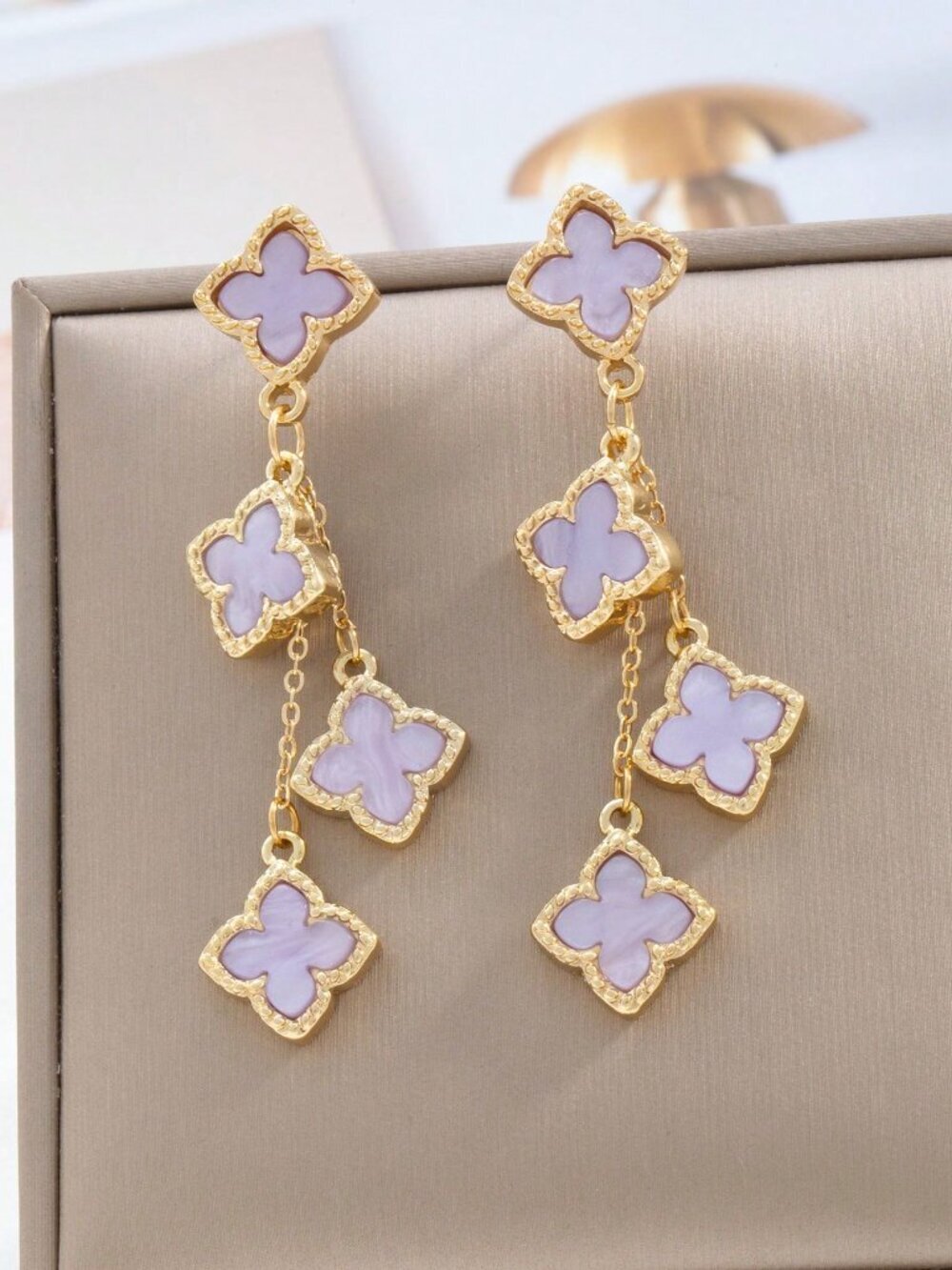 Mauve Purple Elegant Women's Romantic Four-Leaf Clover Dangle Earrings